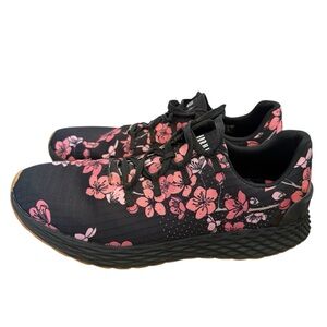 NOBULL BLACK CHERRY BLOSSOM RIPSTOP RUNNER Weight Lifting M9.5